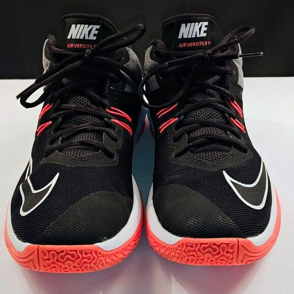 Nike Air Versitile 2 Sneakers Mens US 9.5 - Picture 7 of 15